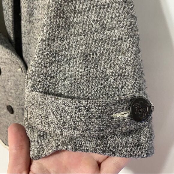 Cabi jacket Style #393 gray one button is missing - Picture 3 of 9